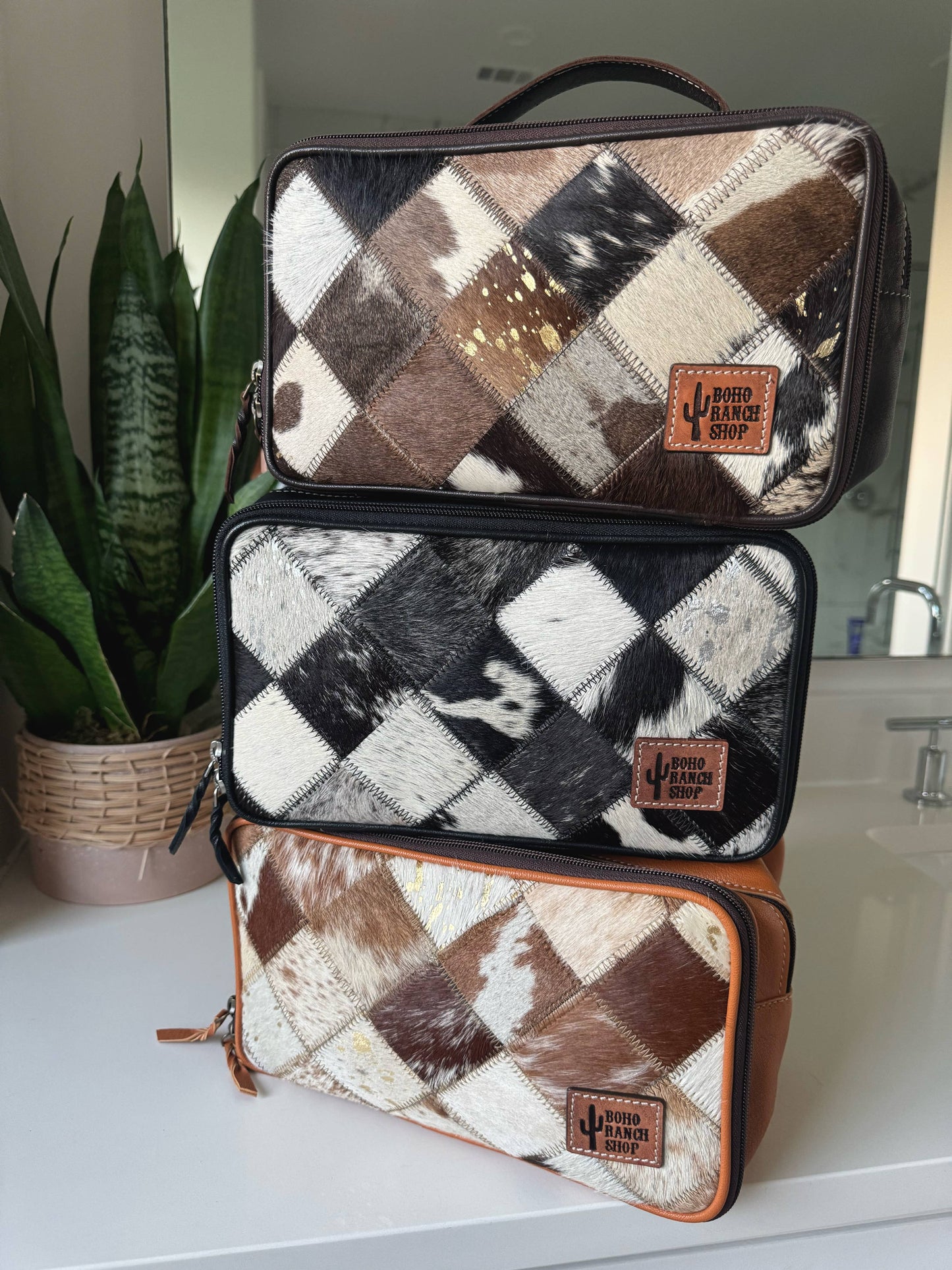 COWHIDE COSMETICS TRAVEL bag Genuine Leather makeup mua